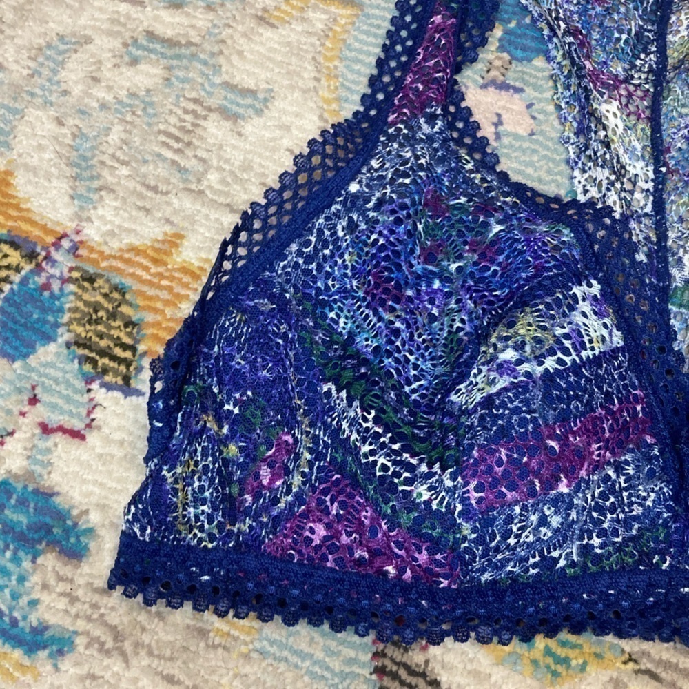 Victoria’s Secret Blue And Purple Bralette Size Small - Picture 2 of 9